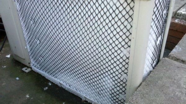 Illustrated Explanation of Heat Pump Frosting Phenomenon